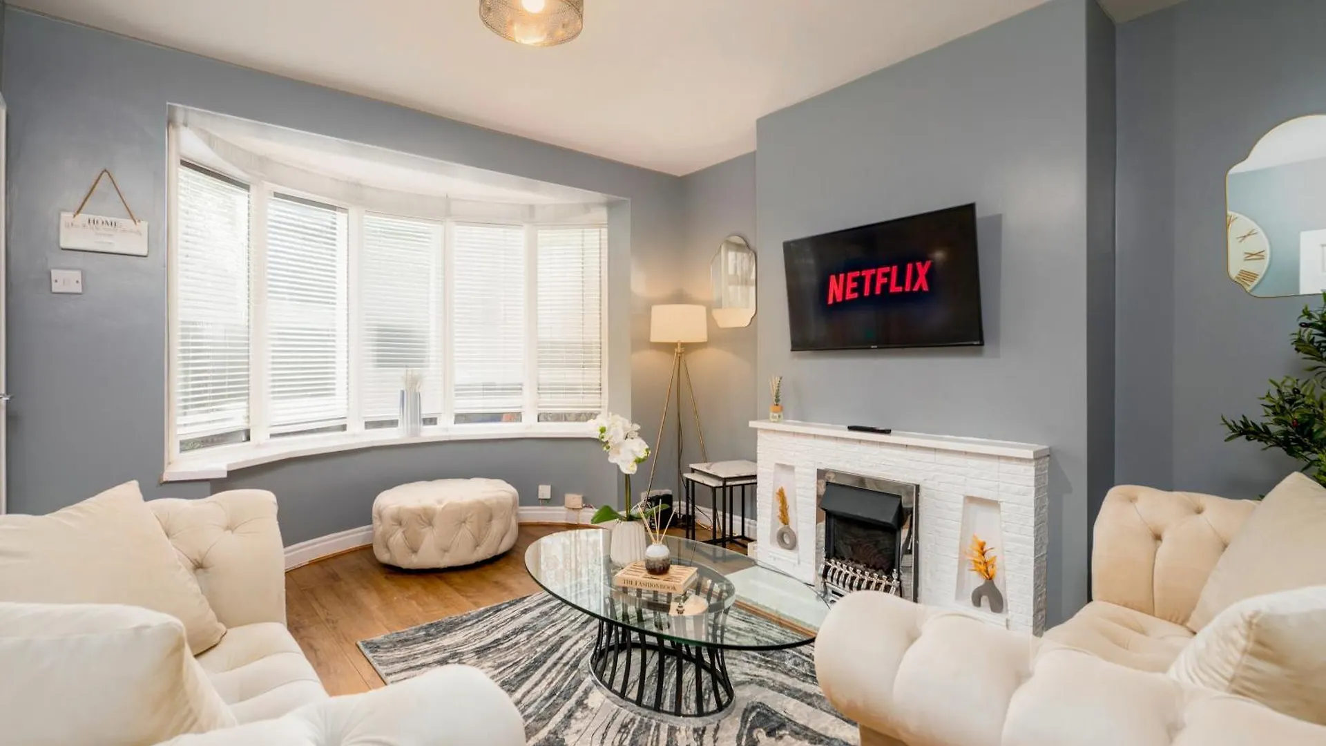 Warmsworth Modern 3 Bed Minutes From The A1 & The Races! 빌라